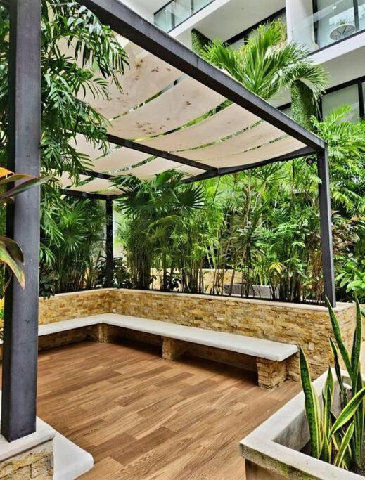 Stunning 1 Bdrm Condo Gym-Pool 10 Min To The Beach & Quinta Av Плая-дель-Кармен Экстерьер фото