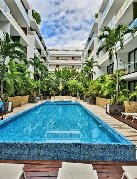 Stunning 1 Bdrm Condo Gym-Pool 10 Min To The Beach & Quinta Av Плая-дель-Кармен Экстерьер фото